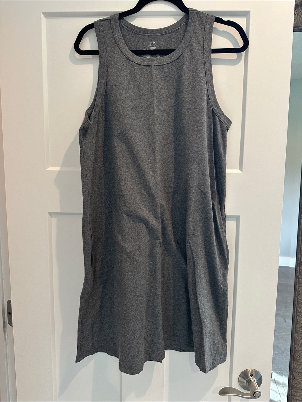 Sleeveless Crewneck Tank Top Dress - Gray with pockets!
